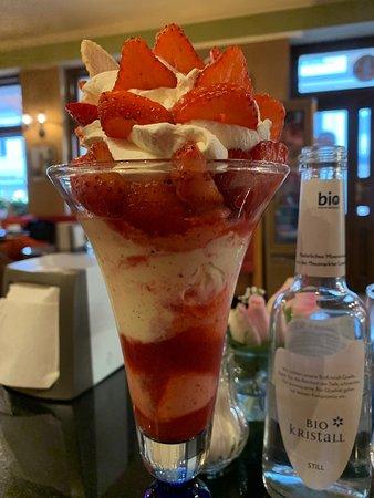 Das Eis-Cafe